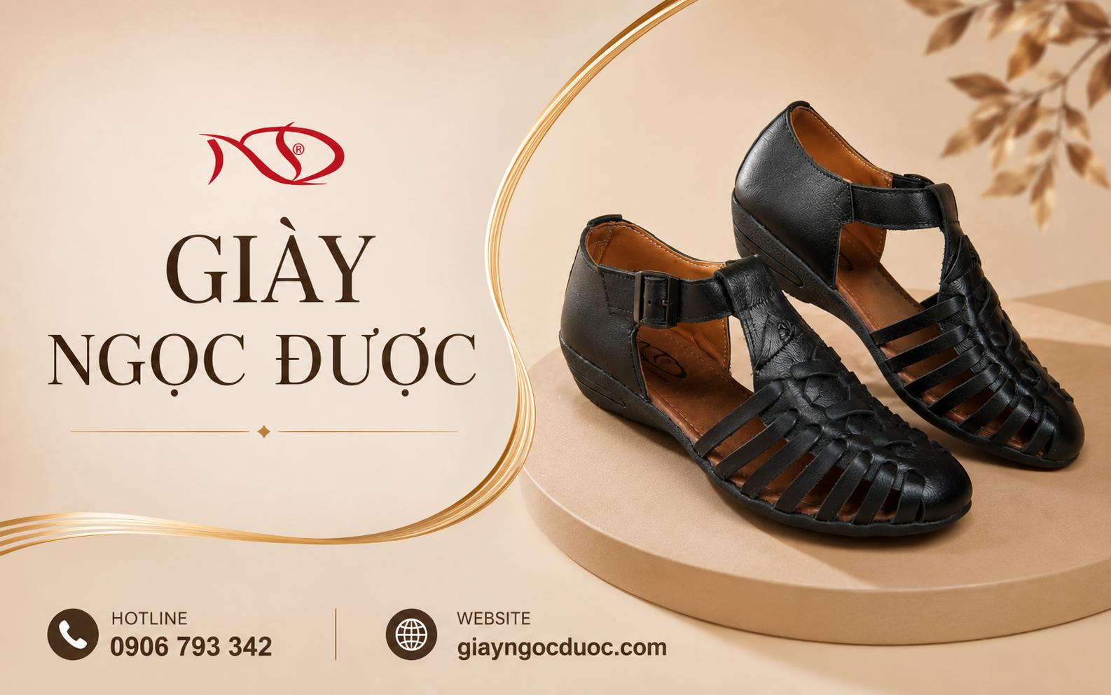 GIÀY NGỌC ĐƯỢC GÂY ẤN TƯỢNG VỚI CHI TIẾT KHÓA KIM LOẠI